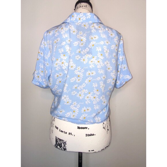 Spencer's Women's Lg Daisy Button Front Tie Cropped Top Shirt Blue/Floral Y2K - Picture 4 of 5